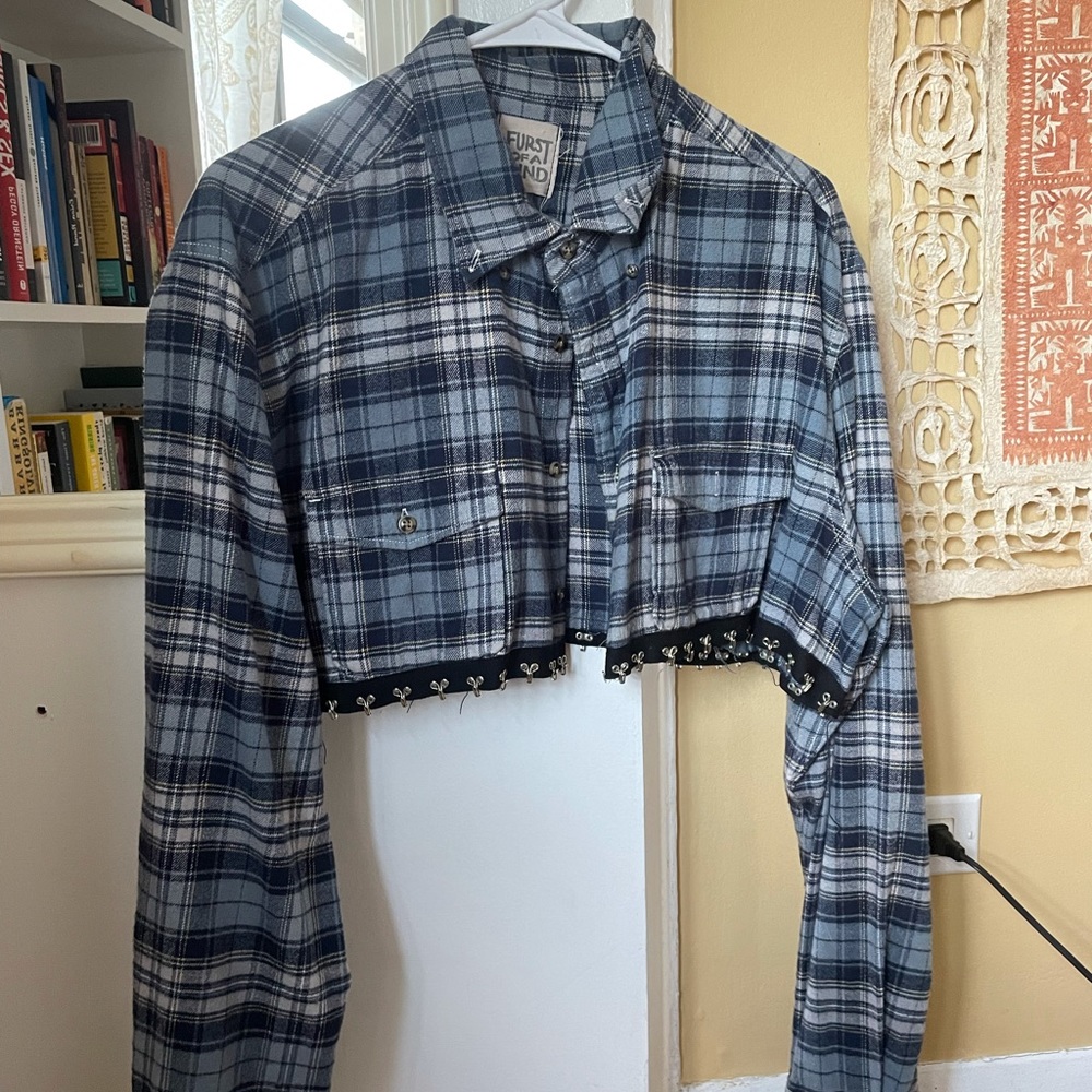 cropped flannel sweater shirt with cool trim from LF